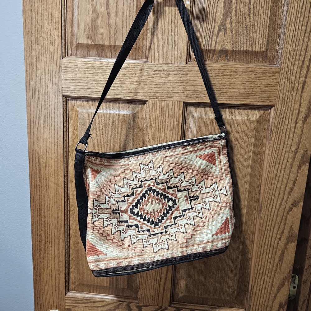 Aztec-Inspired Shoulder Bag in Earth Tones